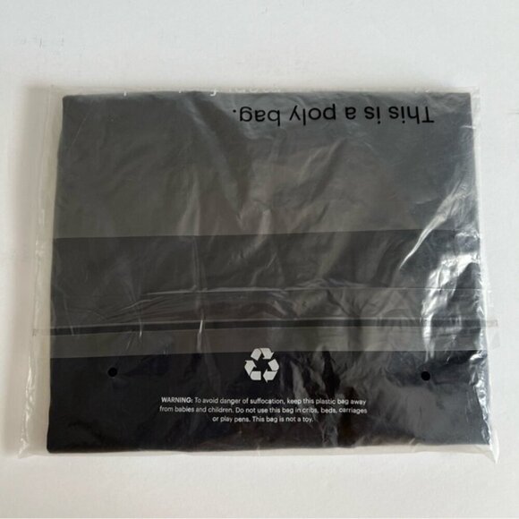 Everlane, Men's The Organic Cotton Crew T-Shirt -Deep Navy. Size: XS. NWT (1596) - Picture 3 of 11